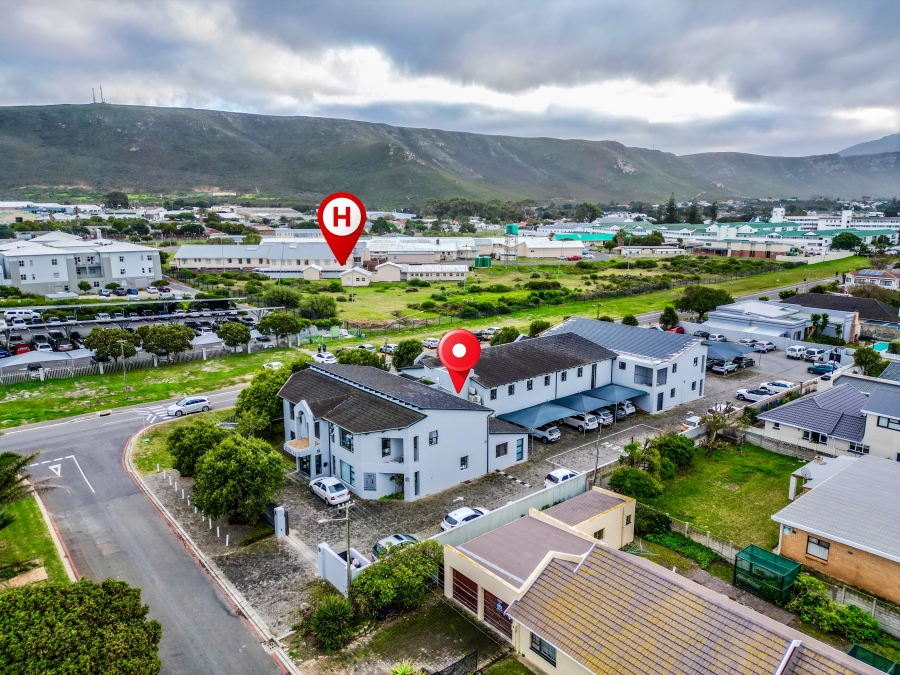Commercial Property for Sale in Westcliff Western Cape